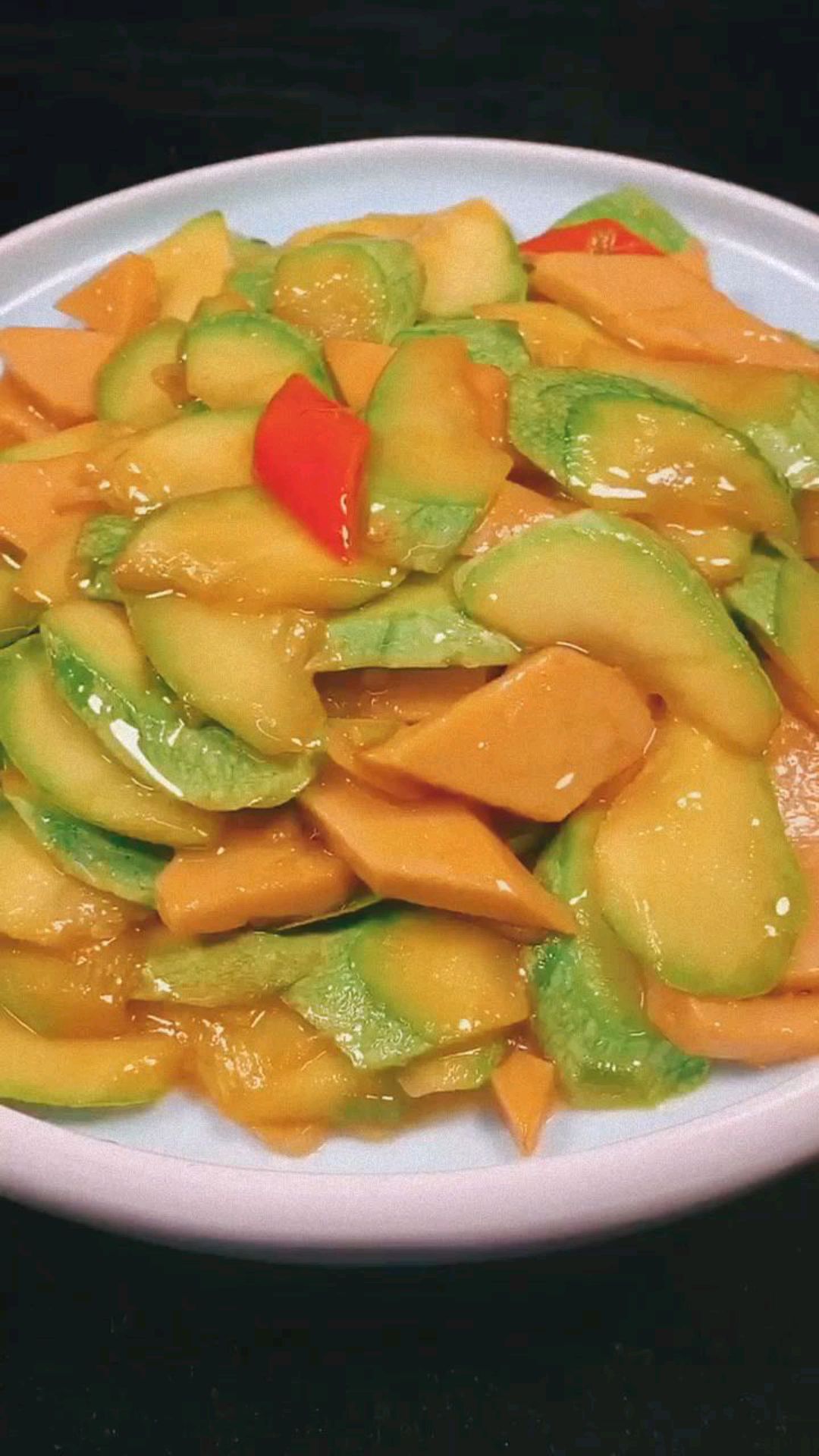 角瓜炒火腿肠,既简单又方便