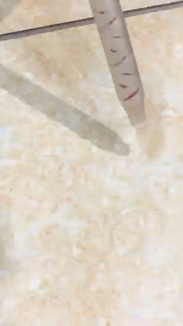 今天分享一下暖色瓷砖搭配象牙金的效果!还想看啥请留言,下期安排!