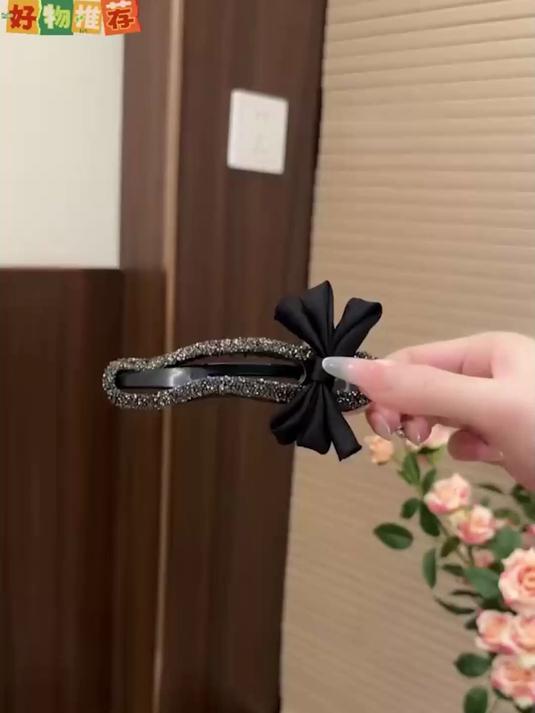   仙女风镶钻蝴蝶结鸭嘴夹,刘海碎发侧边夹,盘发一字夹超好看