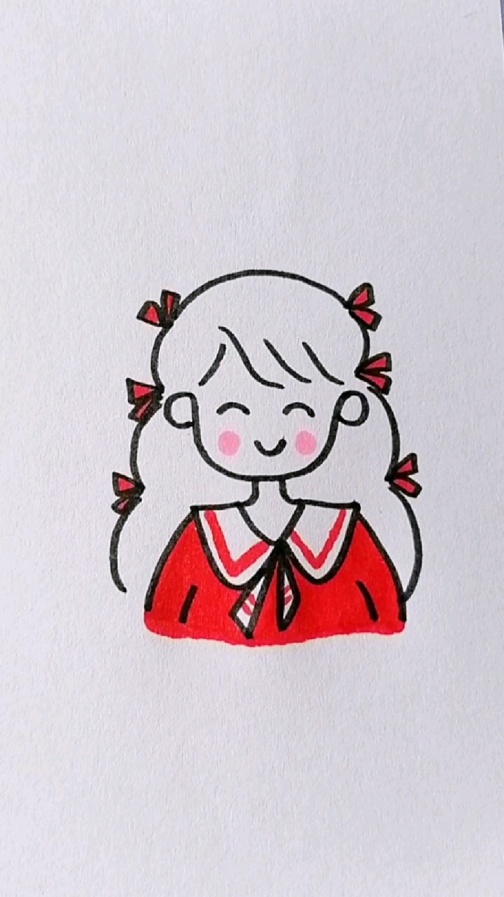 可爱的小女孩简笔画