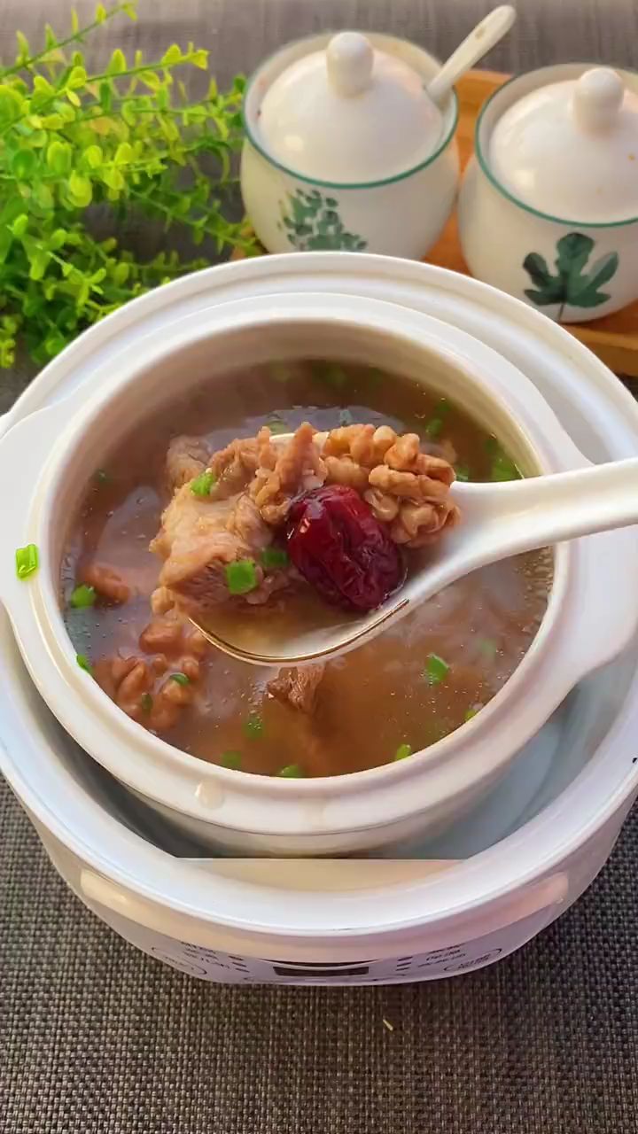 家里有孩子的一定要学会这个排骨汤