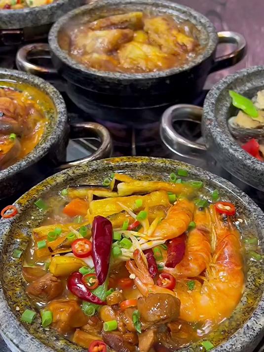 鸡焖鱼焖多久最合适？掌握时间别过头，保证鱼肉和鸡肉都鲜嫩！