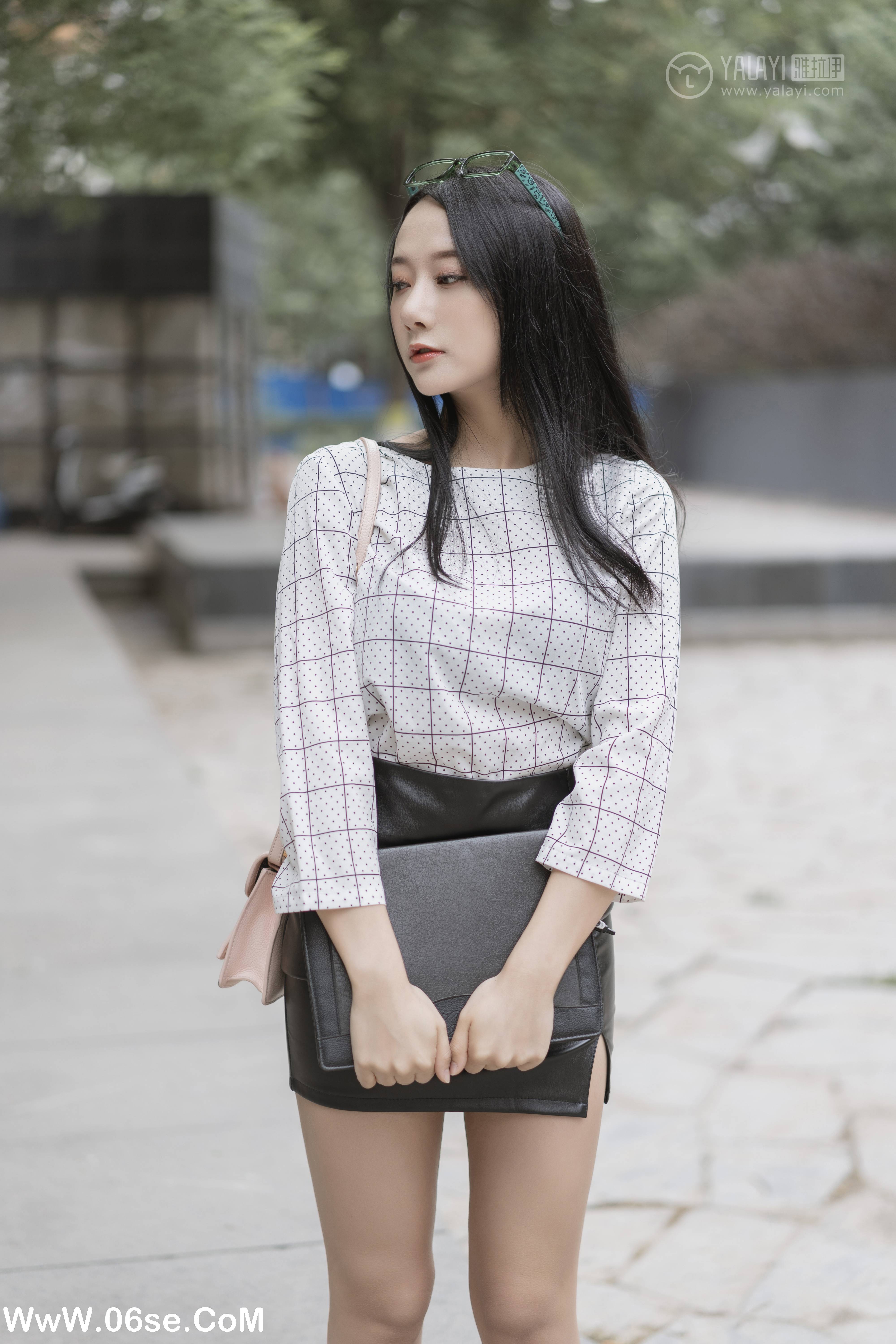图片[28]-[YALAYI雅拉伊] No.322 女白领的私生活1 何嘉颖-六色网