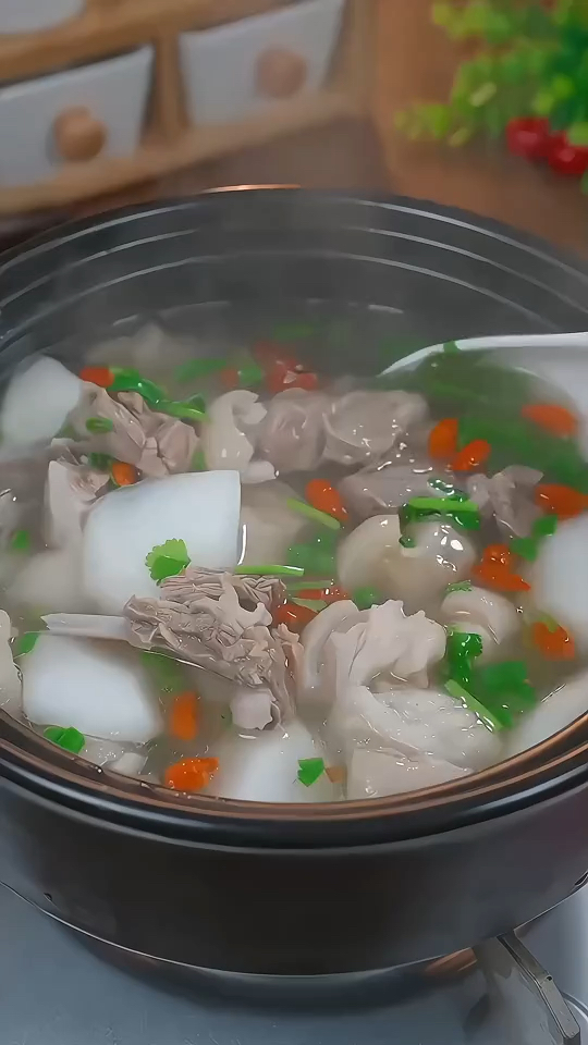 天冷了来个白萝卜炖羊肉,怎么能做的肉烂无膻味,关注我