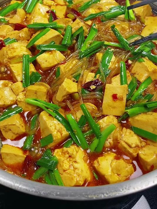 美食教程 简单家常菜 豆腐粉条的新吃法、嘎嘎香