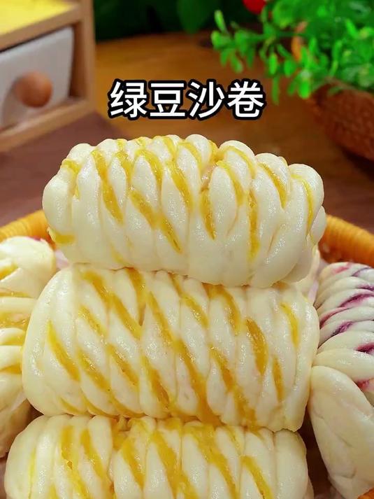 一看就会豆沙卷太好吃了