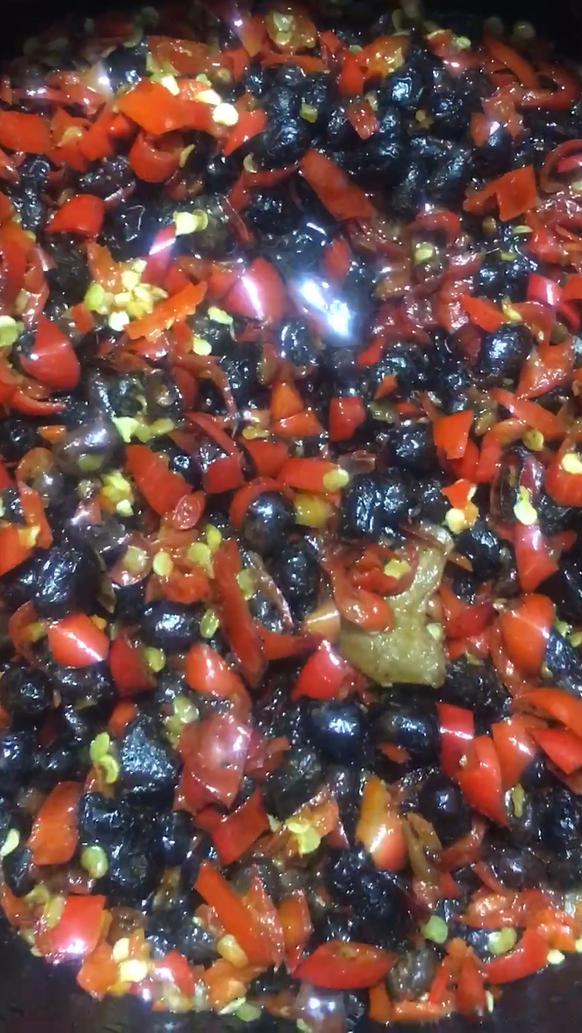 自制老干妈豆豉辣椒酱 可以称为人间美味