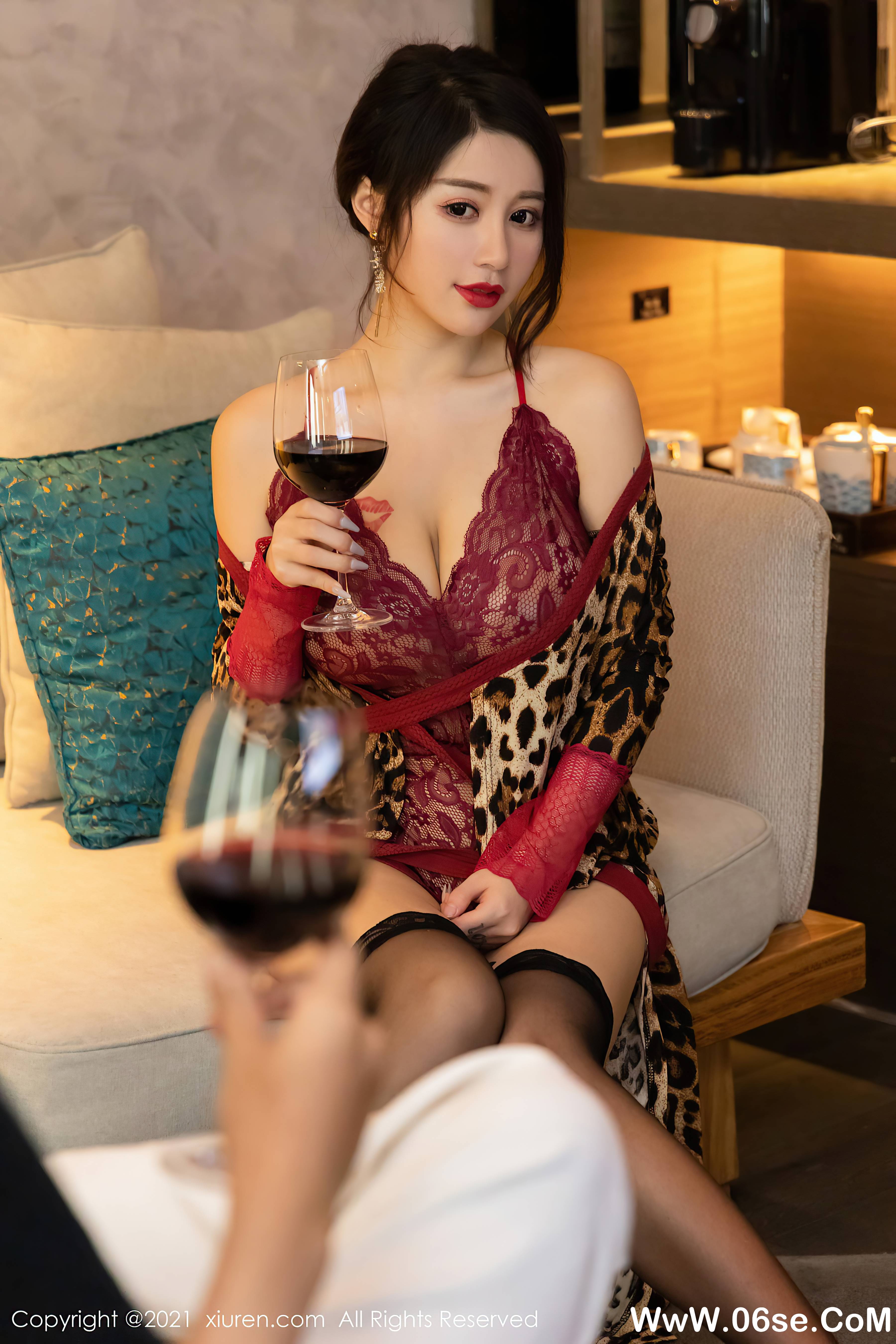 图片[40]-[XIUREN秀人网] 2021.06.30 NO.3605 美七Mia[92+1P0.98G]-六色网