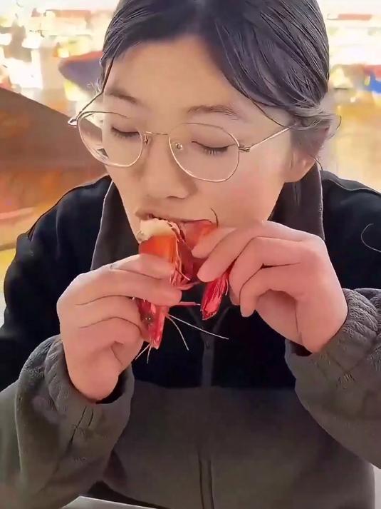 新鲜海捕太懂吃!黑虎虾紧实鲜甜,怎么做都香