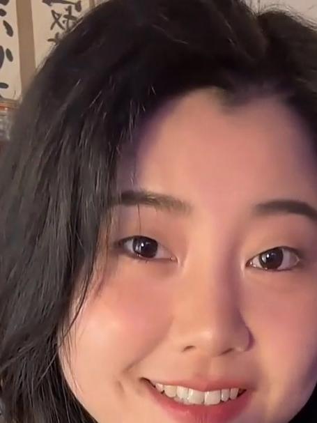 不到50块自制500一斤的网红巧克力切糕 这竟然要500一斤？在家自制焦糖榛子巧克力
