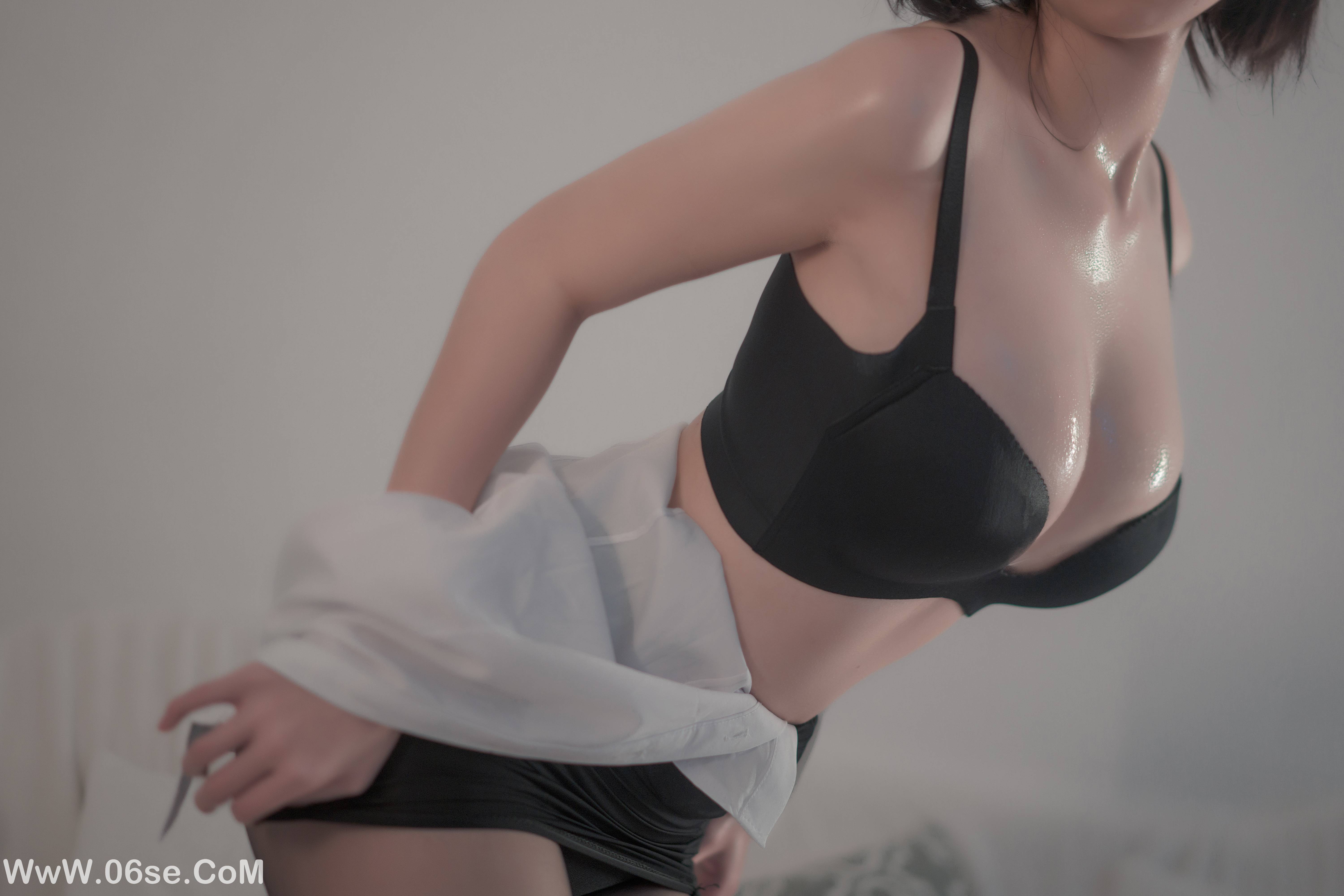 图片[20]-阿薰kaOri NO.002 – 黑丝OL[45P188M]-六色网