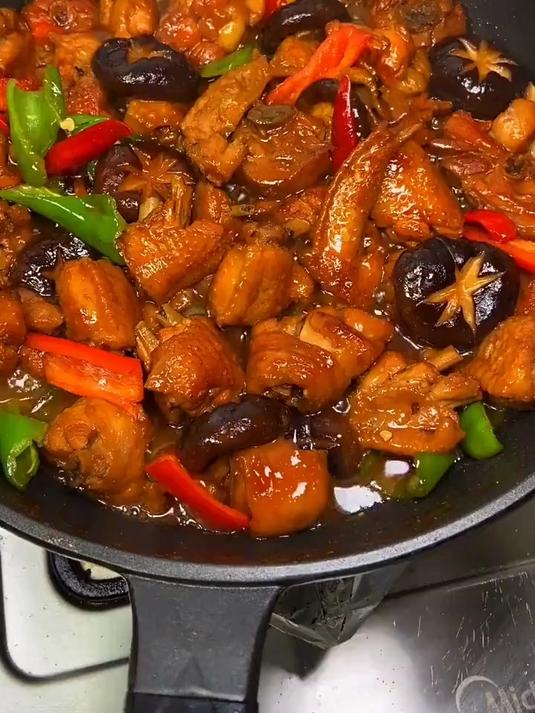 在家也能做比外面好吃的香菇鸡块