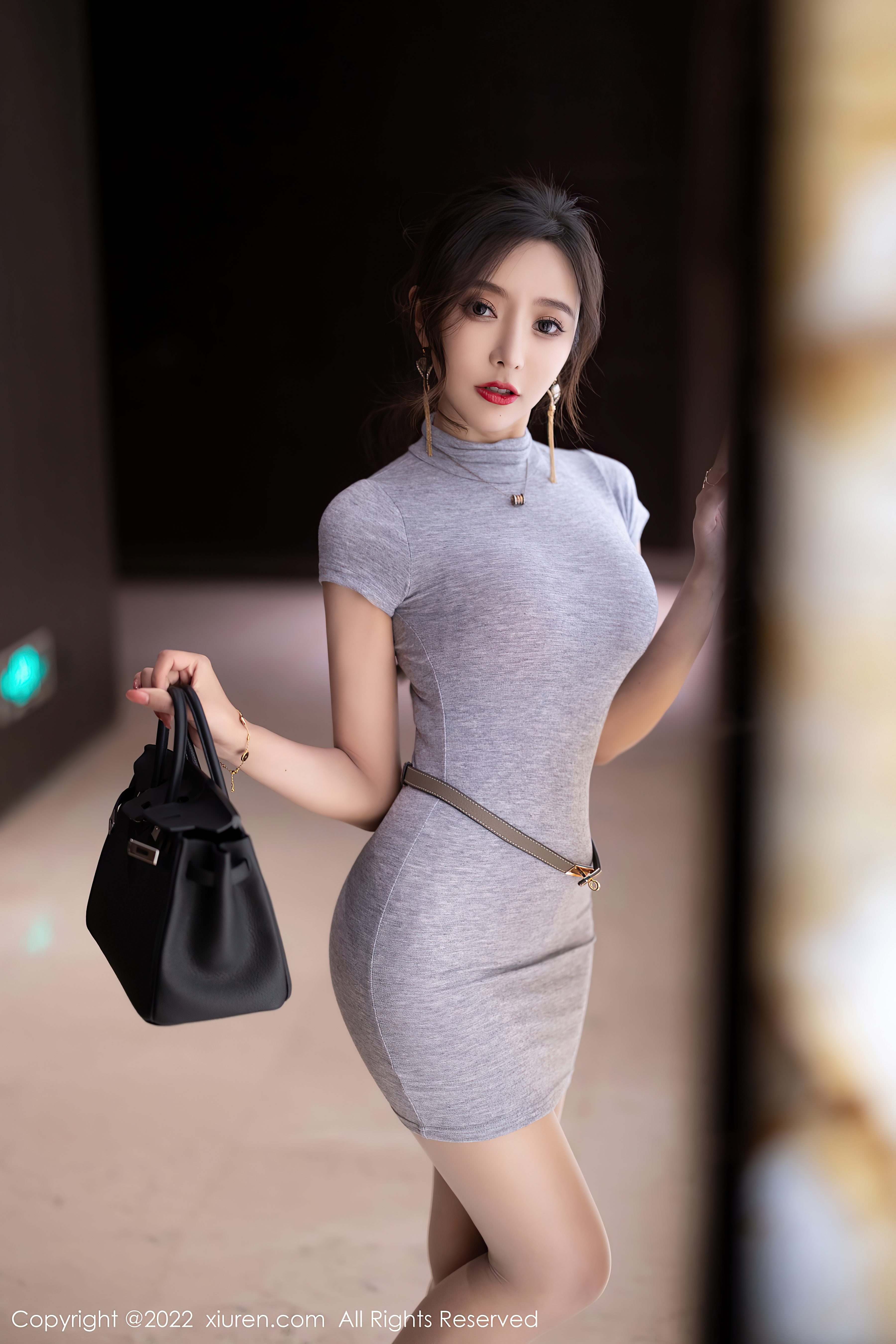 图片[2]-[XIUREN秀人网] 2022.03.18 NO.4743 王馨瑶[71+1P244M]-六色网