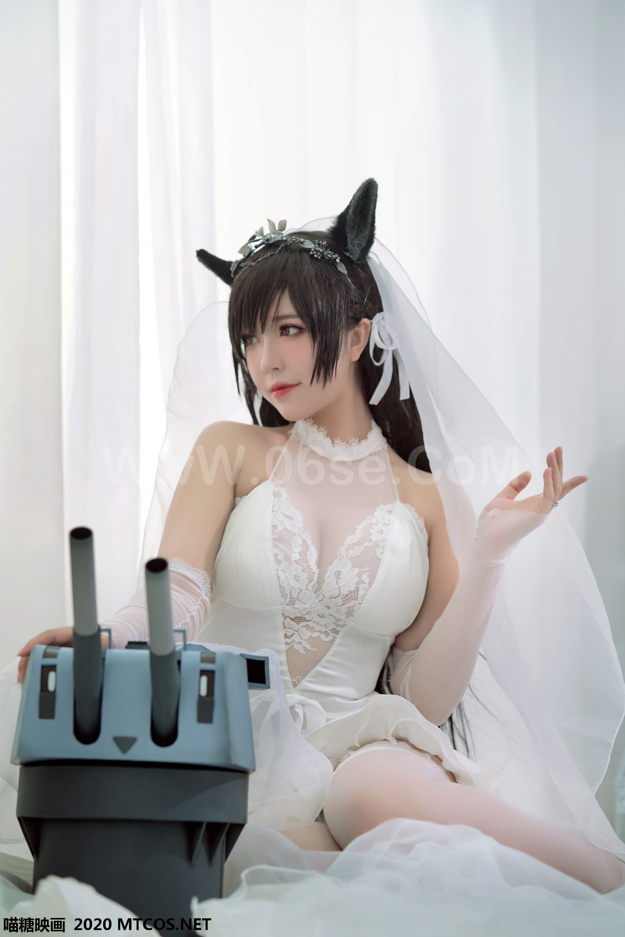 图片[4]-[MTCos] 喵糖映画 Vol.115 半半子 婚纱爱宕-六色网