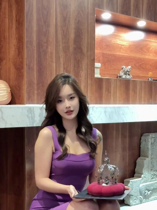 我看谁还没有吃上女王蛋糕 今年做自己的女王 三与叁山三八献礼