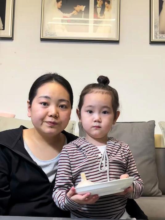 小猫和猫妈一起卡通巧克力#亲子互动#