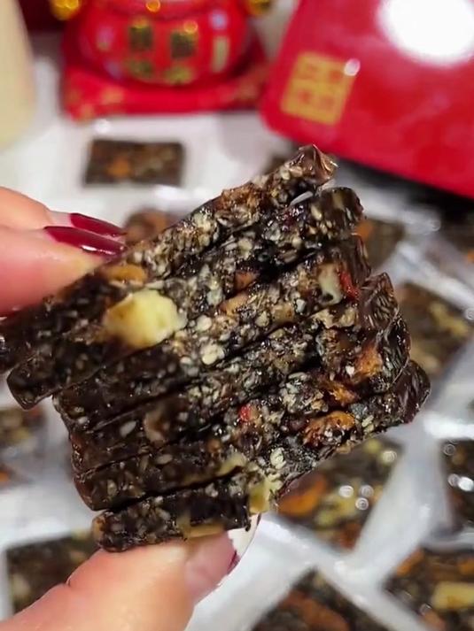 独立包装超实用?御清颜阿胶糕,女生吃了都夸软糯香甜!
