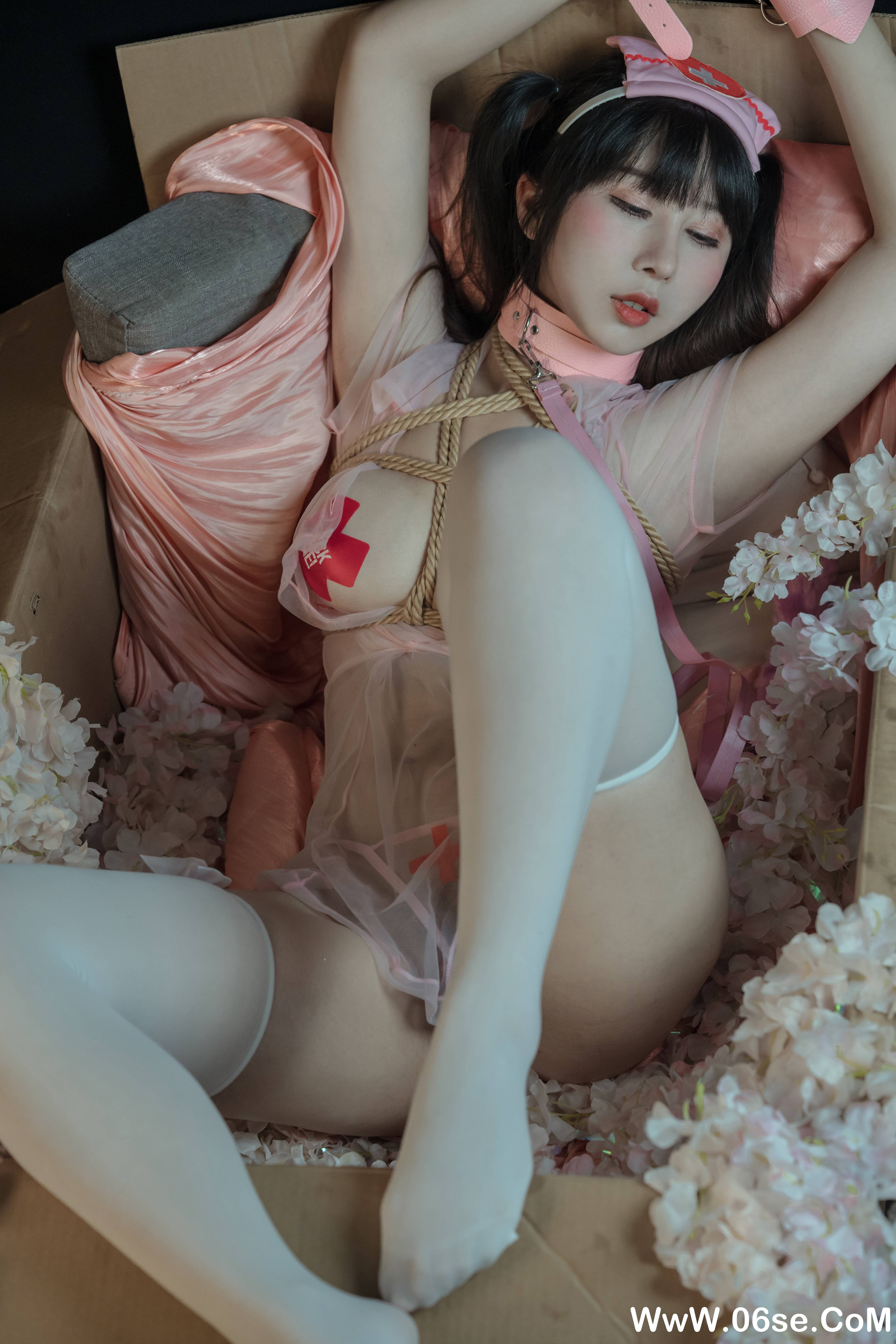 图片[36]-云溪溪 NO.005 – 护士 [58P650M]-六色网