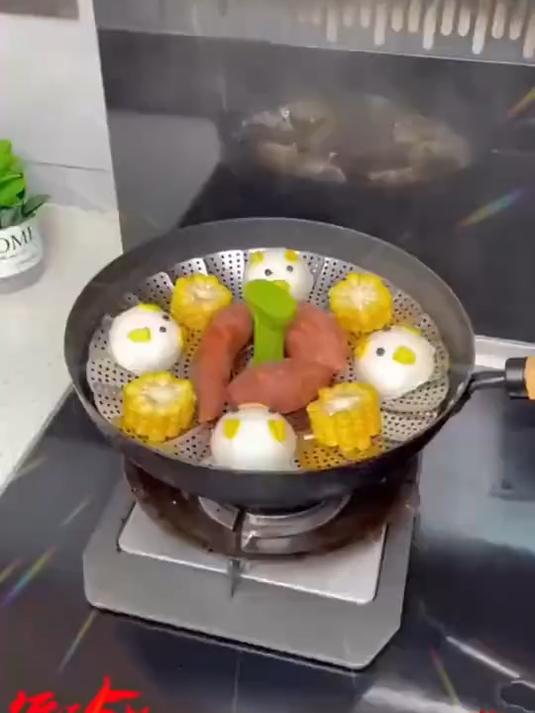 专业不锈钢蒸笼全能表现，蒸煮同时搞定，功能升级更亮眼