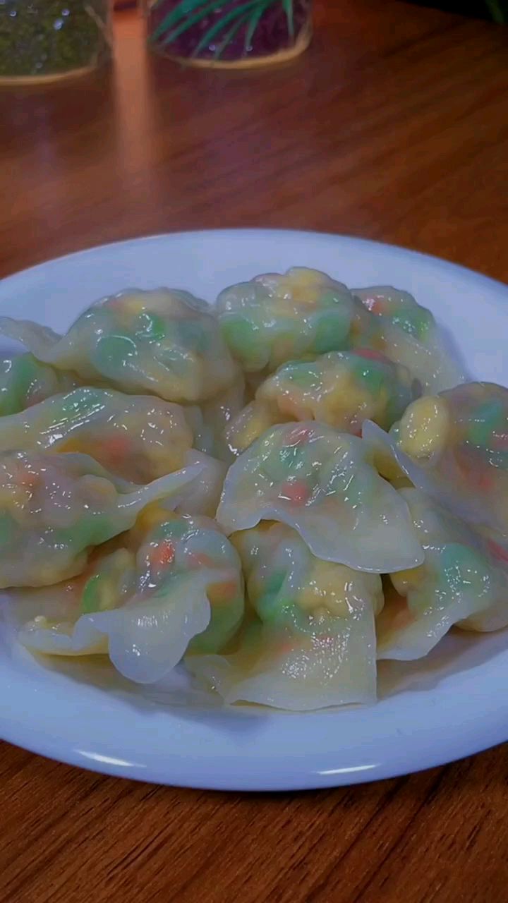 豆角鸡蛋馅饺子 太好吃了,家里小朋友也佷喜欢
