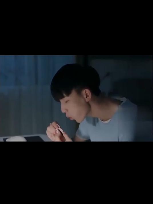 少年派：邓小琪不理林妙妙，钱三一还发来她的表情包，实在太欠了