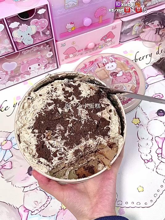 小蛋糕→ @小熊蛋糕甜品