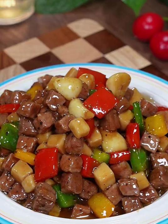 过年的餐桌少不了这道黑椒牛肉片
