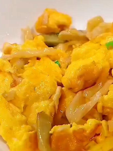 地道涪陵味：麻油浸润的老坛榨菜，鲜到骨子里