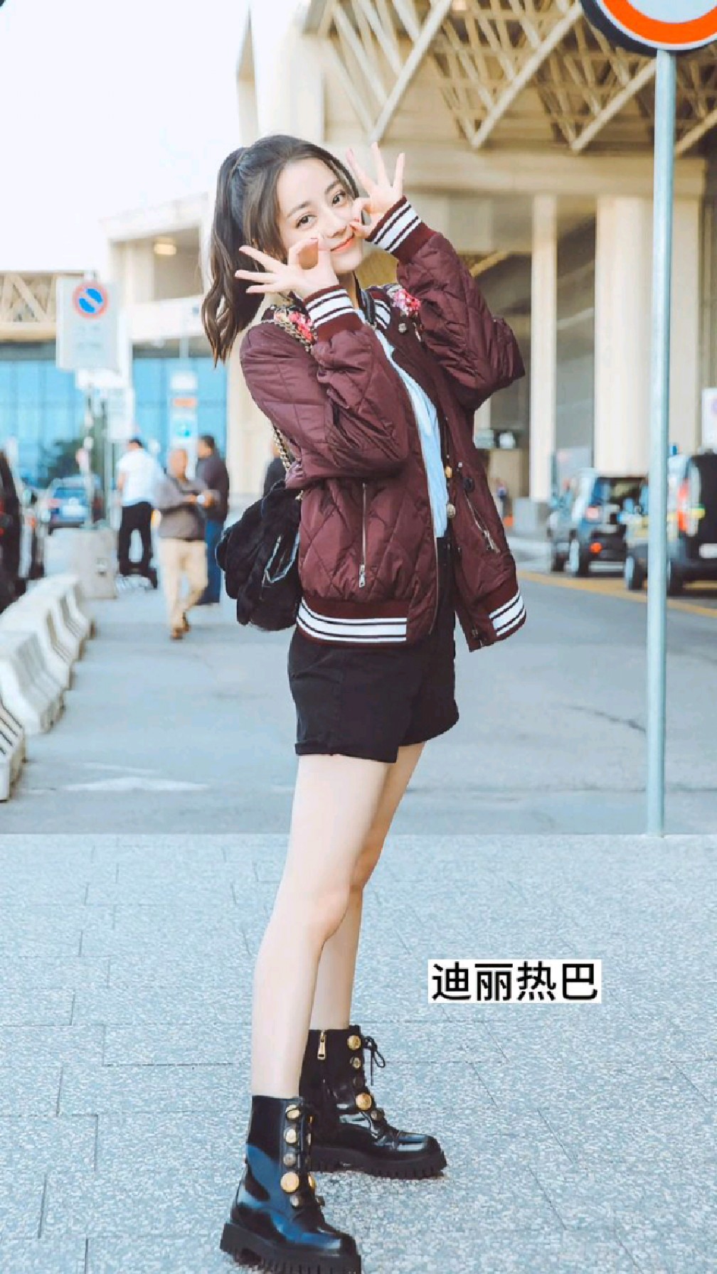女明星街拍图,谁自然美丽?