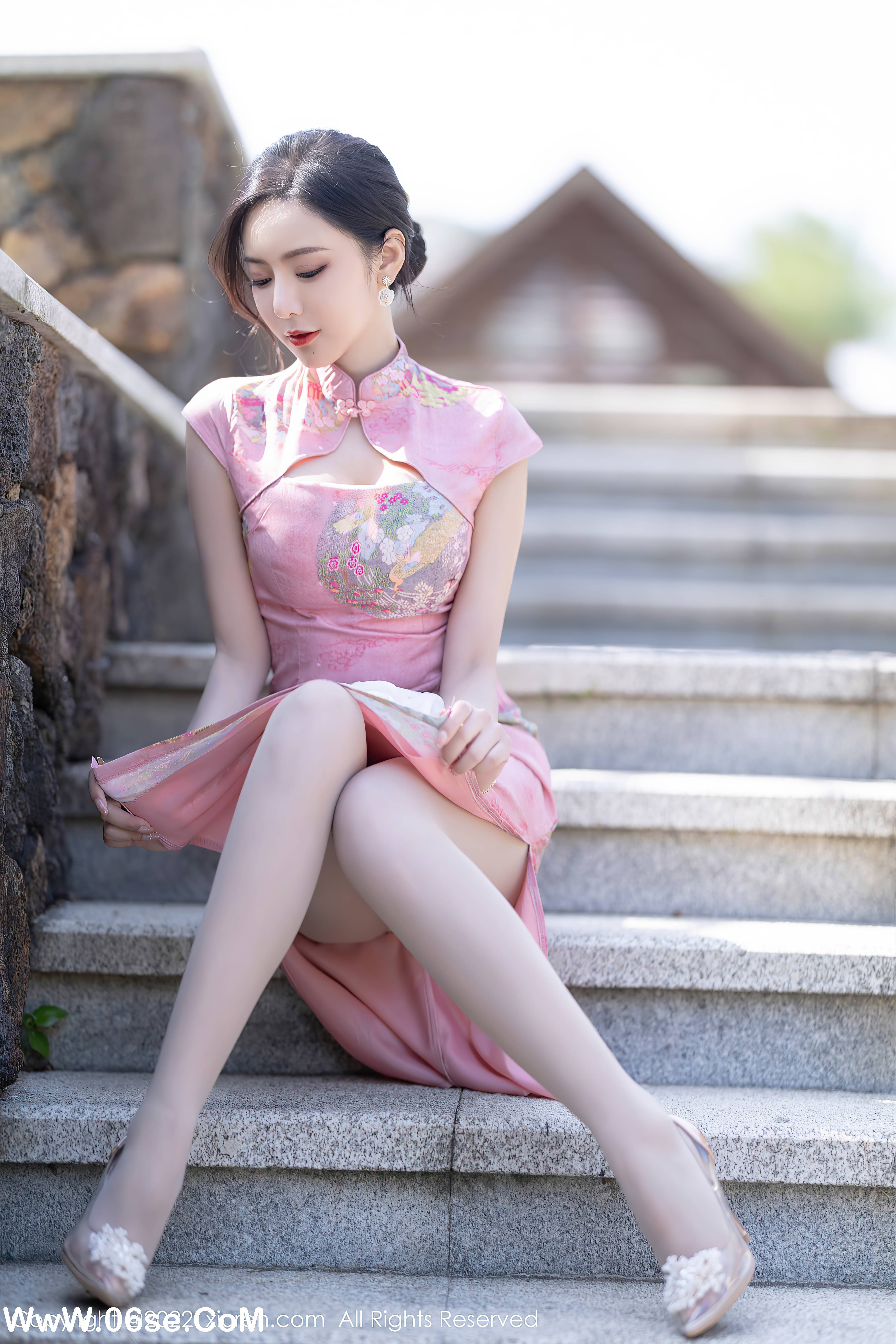 图片[2]-[XIUREN秀人网] 2022.05.13 NO.5007 王馨瑶yanni[85+1P850M]-六色网