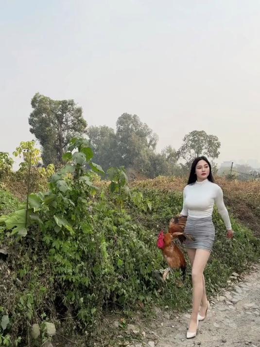 我的鸡怎么不见了#搞笑视频#看一遍笑一遍 #农村搞笑段子
