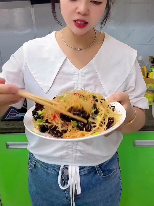 哇塞!龙须菜凉拌超解腻,海里的天然脆嫩口感