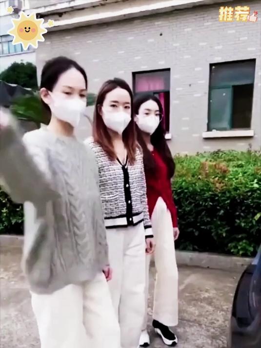 百搭黑灰奶茶色!搭裙子裤子都好看的保暖神器