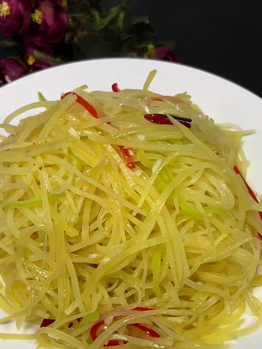醋溜土豆丝做法,酸辣爽脆分享给大家