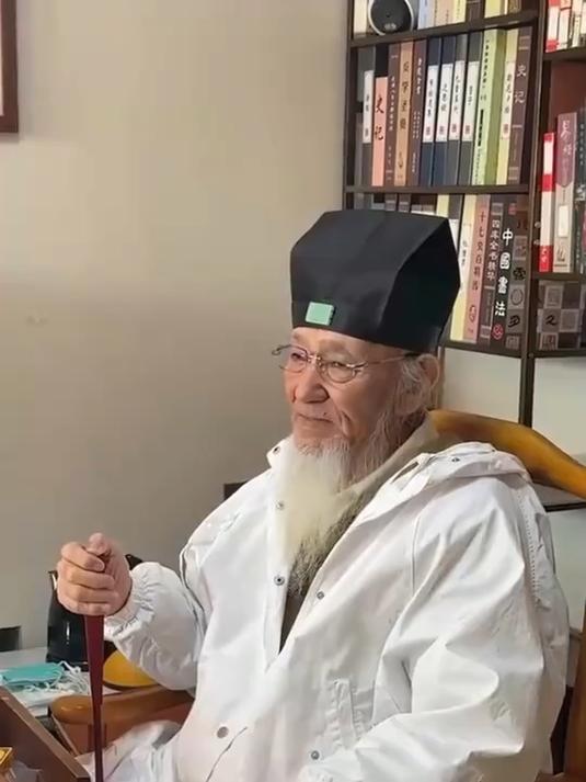 鸡胗的皮你知道有什么用吗？可以问问家里的老年人！