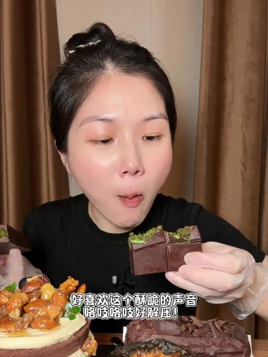 低温慢融的迪拜巧克力！入口即化像在吻云朵