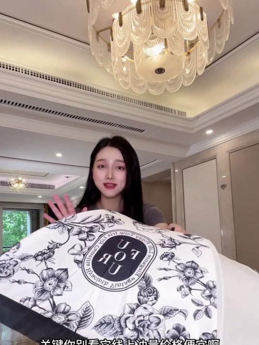 惟妙惟肖保温罩，防尘防虫守护家的温馨