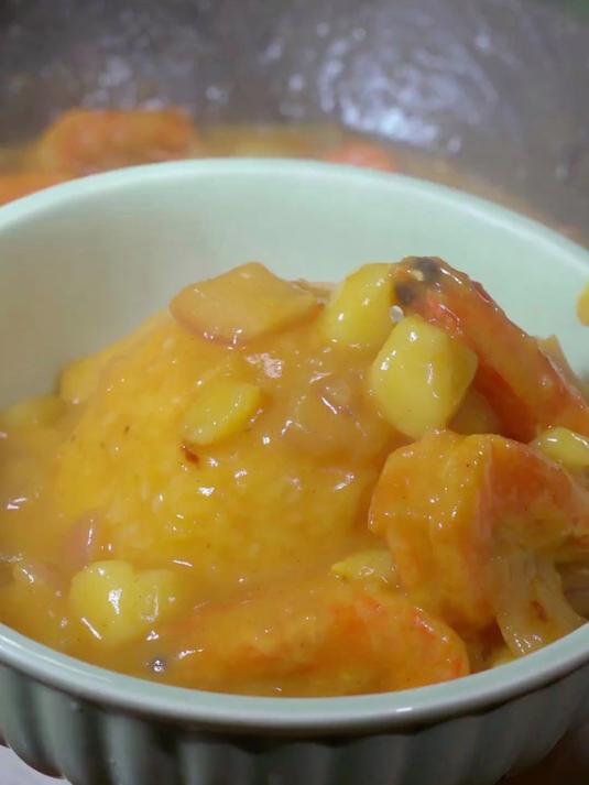 香喷喷的咖喱拌饭