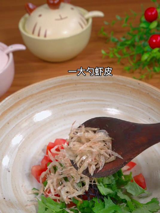 早餐不知道吃什么的，可以试试这个懒人汤面，简单又好吃