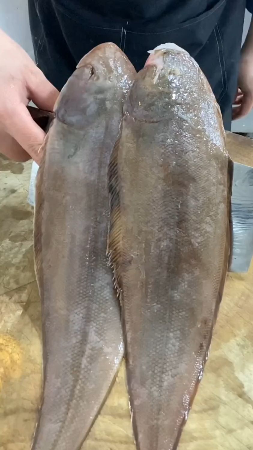 踏板鱼扒皮方法