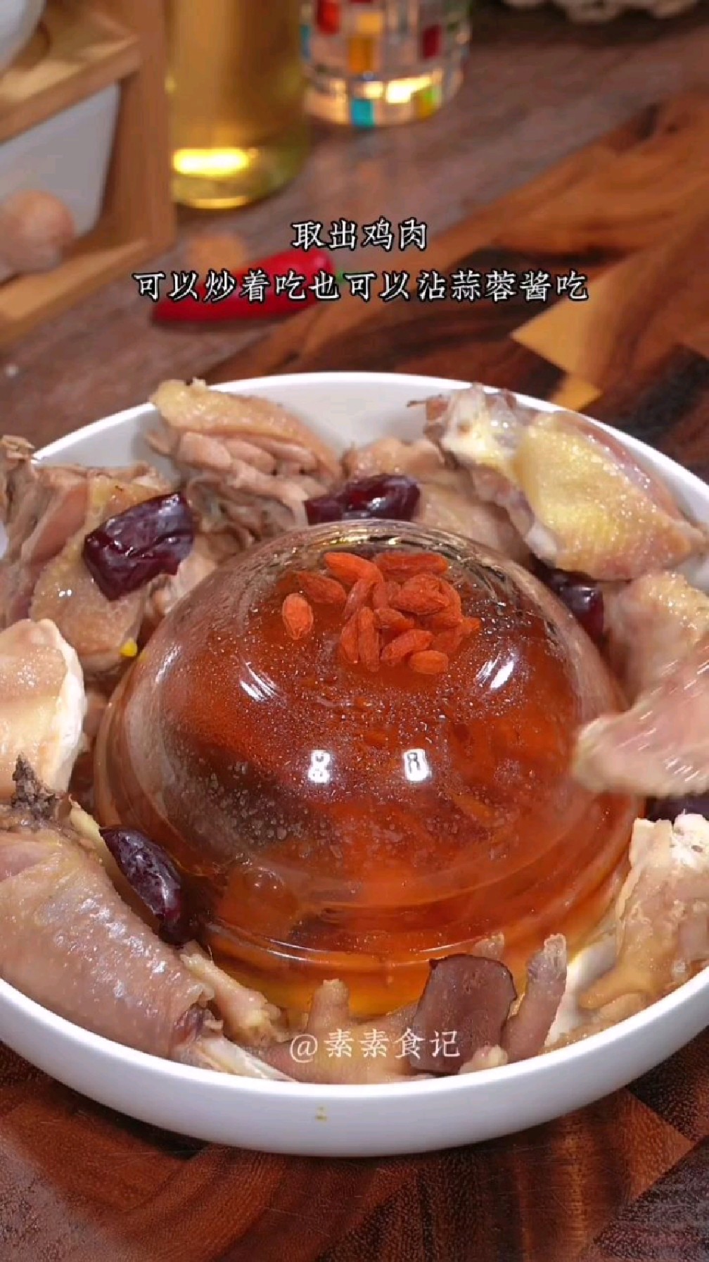 羊肚菌虫草花溢鸡汤