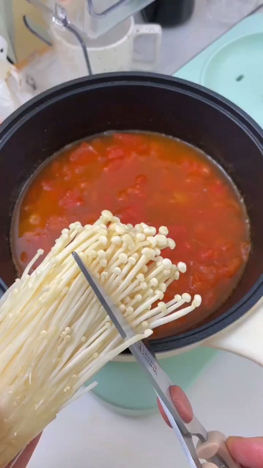 金针菇番茄鸡蛋汤这样做