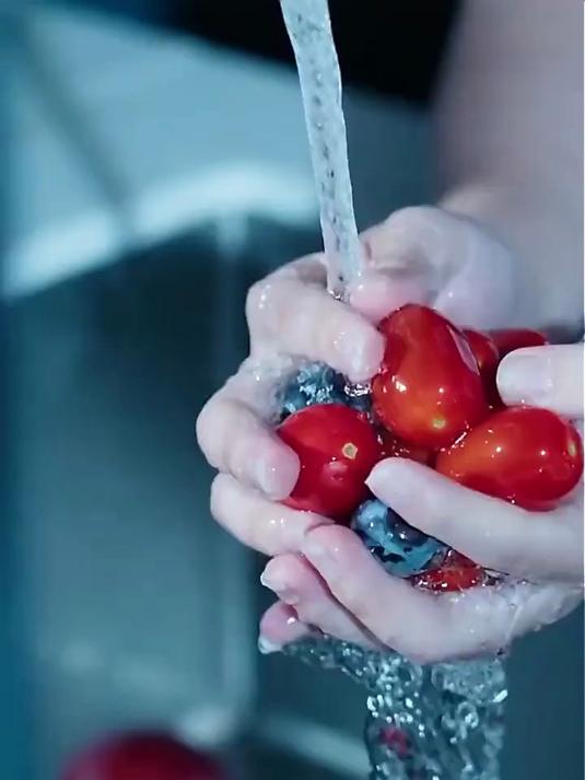 摩飞电器果蔬清洗机,家用双仓有线洗菜机,蔬菜水果分类去农残