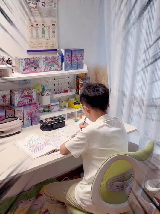 高考那天拍的,期末倒计时啦,你们几号考试?