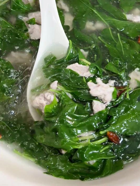 枸杞叶瘦肉汤做法
