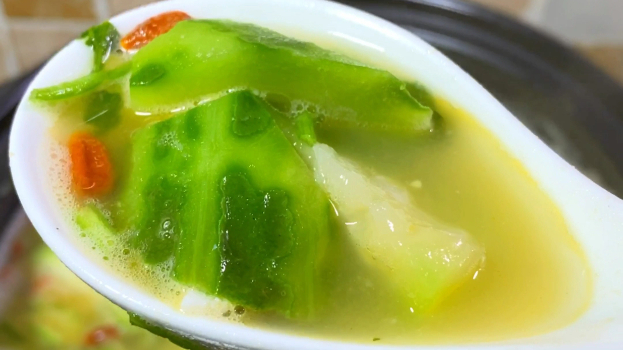 ????鲜甜美味上汤丝瓜汤‼️低脂低卡有营养 #潮级玩家# #潮打卡# 