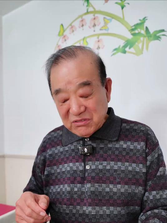 在家做道「酥炸凤尾虾」，焦香酥脆，老伴吃的停不下来！