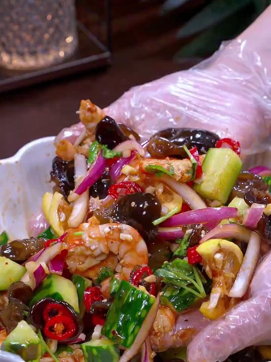 夏天没胃口就做个凉拌虾仁拌黄瓜