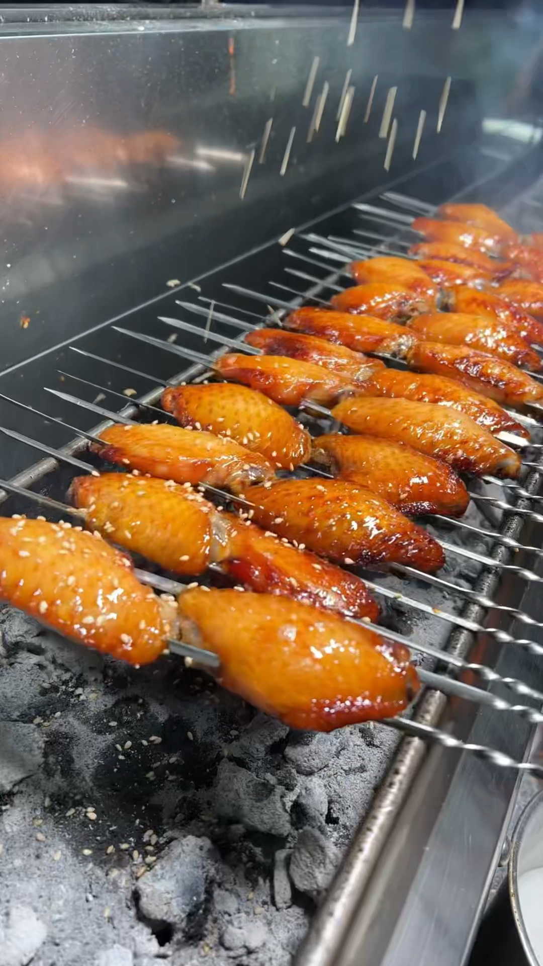 烧烤美食风干鸡翅