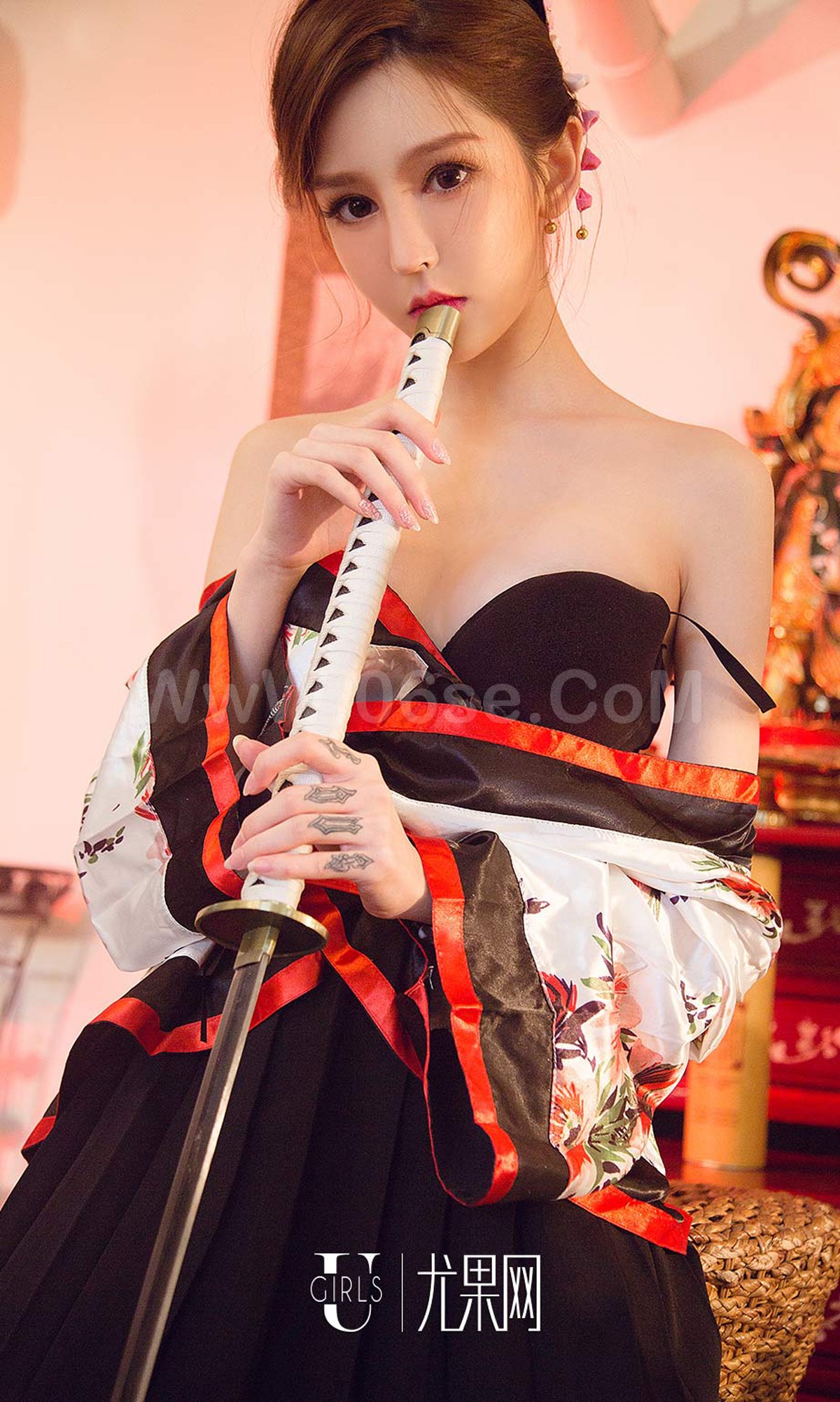 图片[26]-[Ugirls爱尤物] No.1321  Xuan Chen (萱宸) & Jin Zi Lin (金梓林) & 兔子-六色网